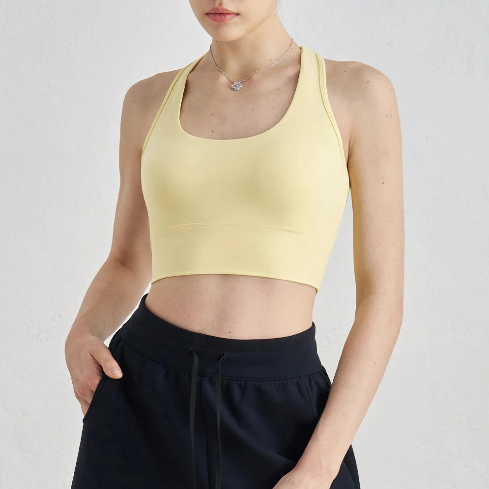 Sujetador deportivo racerback para mujer con almohadillas para el pecho – Top de yoga acolchado, sujetador de fitness – Ropa deportiva para yoga y entrenamiento