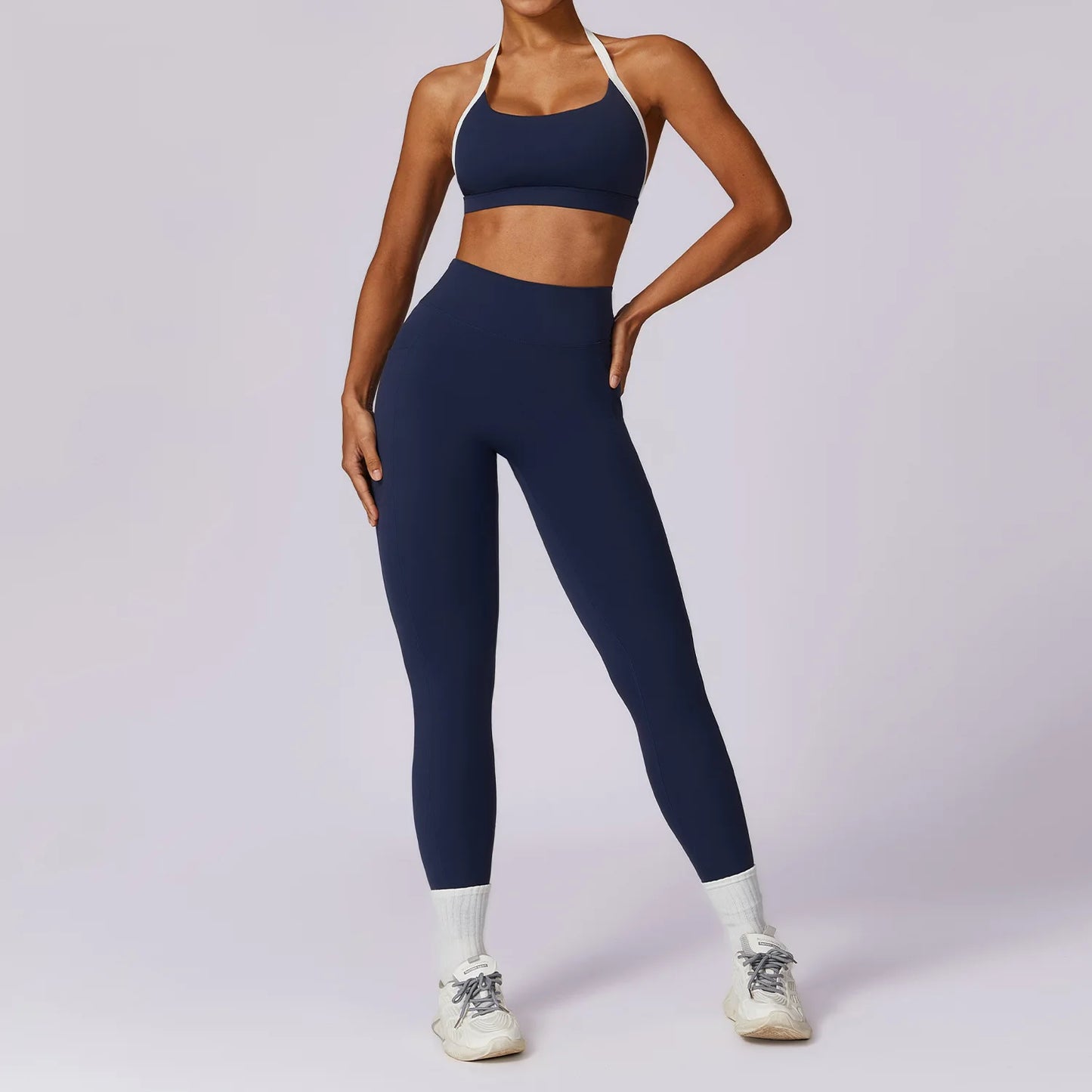 Traje de yoga de mujer con espalda hermosa y colores contrastantes, ropa deportiva ajustada para yoga, fitness y uso diario