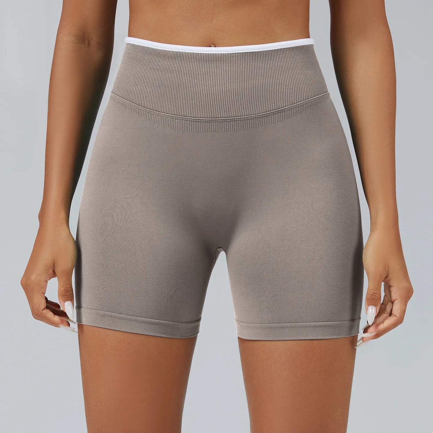 Pantalones cortos de yoga de cintura alta sin costuras con bloques de color para mujer, levantamiento de cadera, pantalones deportivos delgados para trotar, entrenar en el gimnasio, uso diario