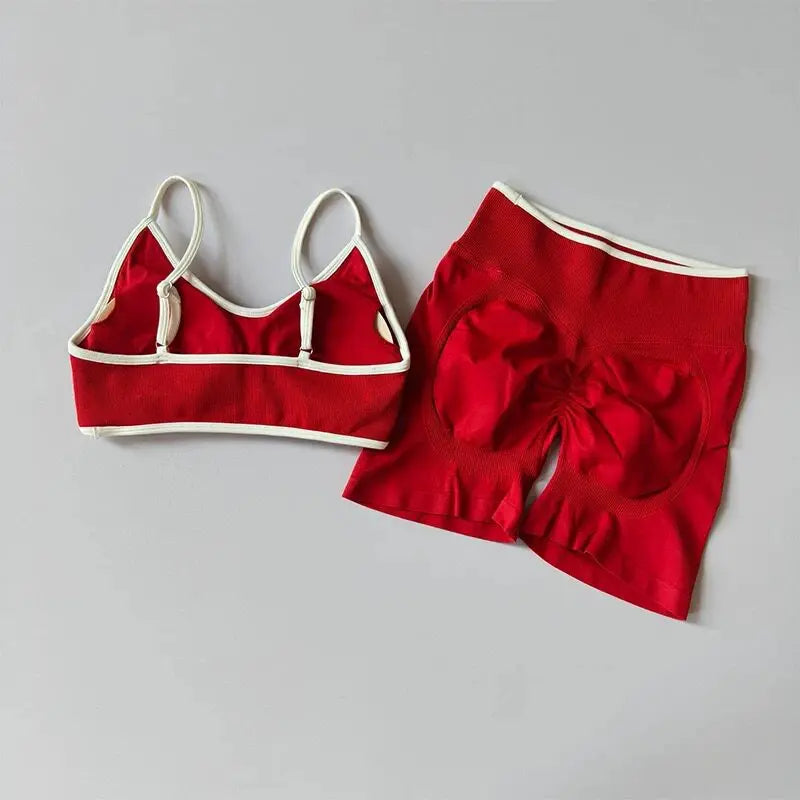 Conjunto deportivo sin costuras para mujer, sujetador deportivo acolchado, pantalones cortos de yoga que levantan la cadera para fitness