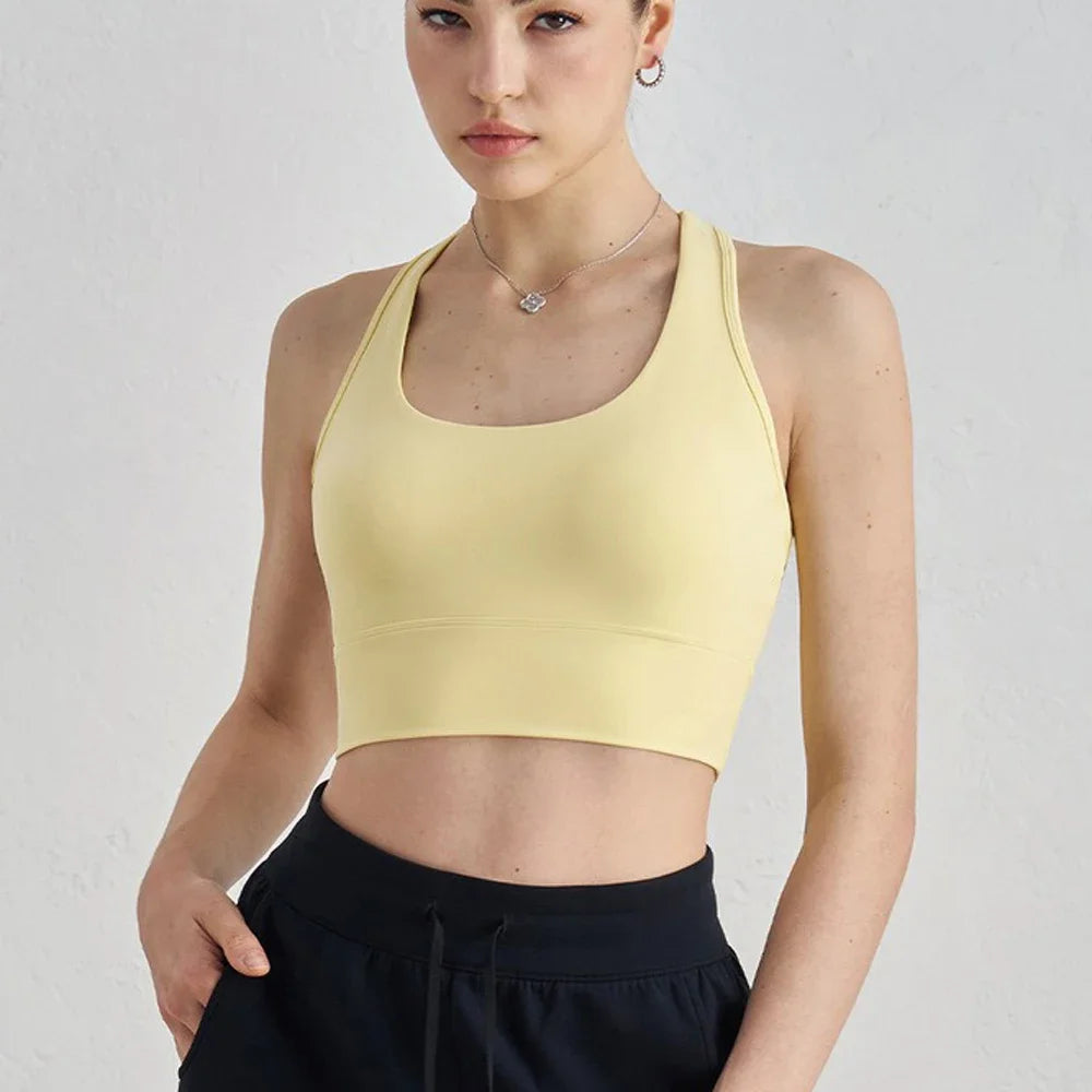 Sujetador deportivo racerback para mujer con almohadillas para el pecho – Top de yoga acolchado, sujetador de fitness – Ropa deportiva para yoga y entrenamiento