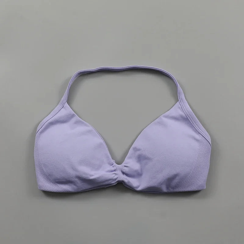 Sujetador deportivo tipo halter con tirantes y escote en V para mujer, soporte bajo, fruncido, espalda abierta sexy, top corto de gimnasio, copas acolchadas, sin costuras, para entrenamiento o yoga