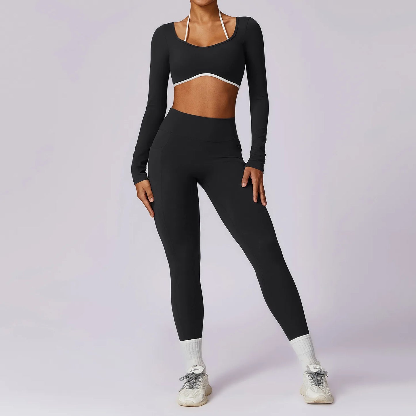 Traje de yoga de mujer con espalda hermosa y colores contrastantes, ropa deportiva ajustada para yoga, fitness y uso diario