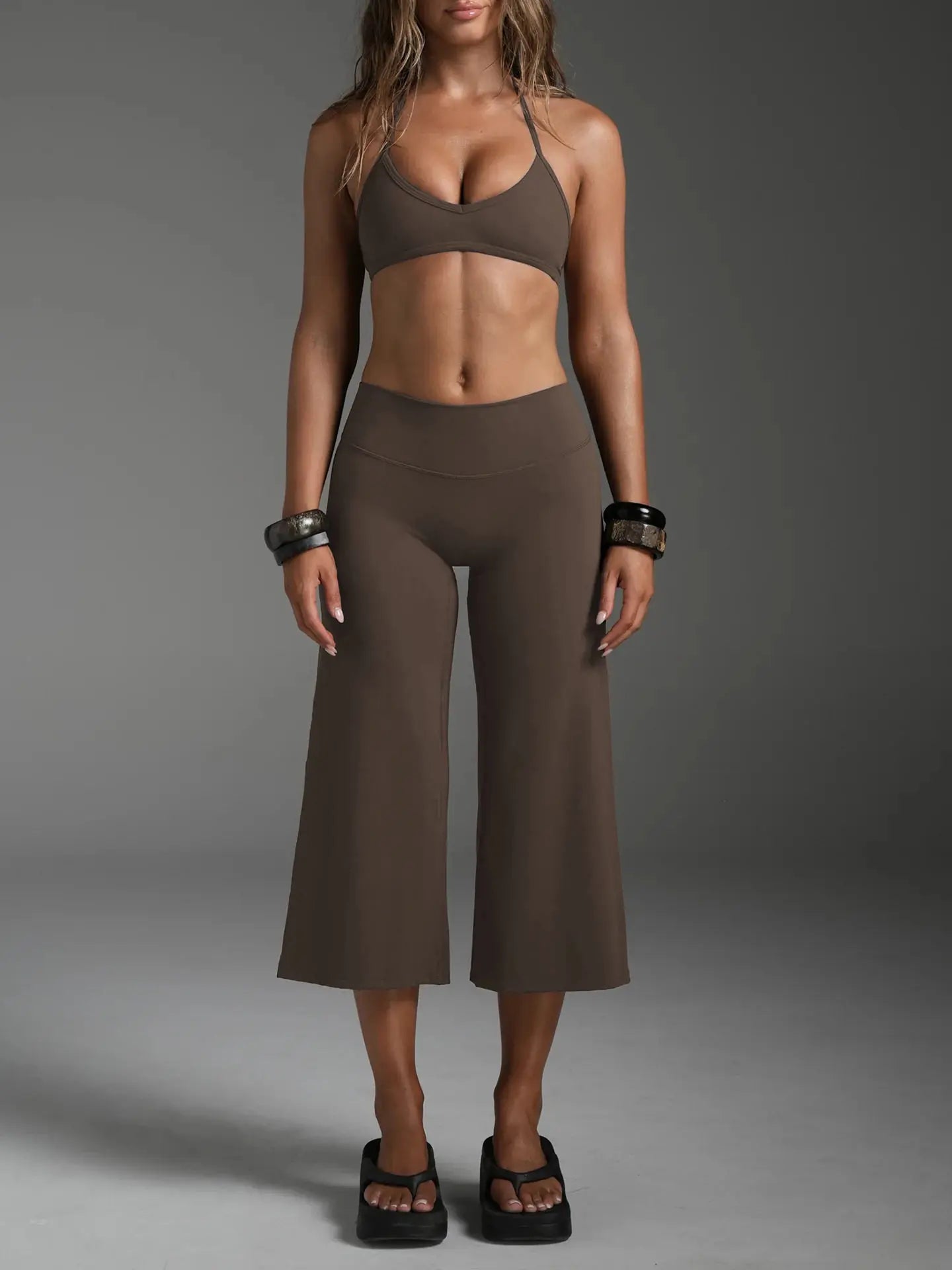 Women Halter Bralette Yoga Outfit Elastic Wide Leg Pants Set, Lightweight Slim Activewear, Fitness Suit for Running Daily Sports