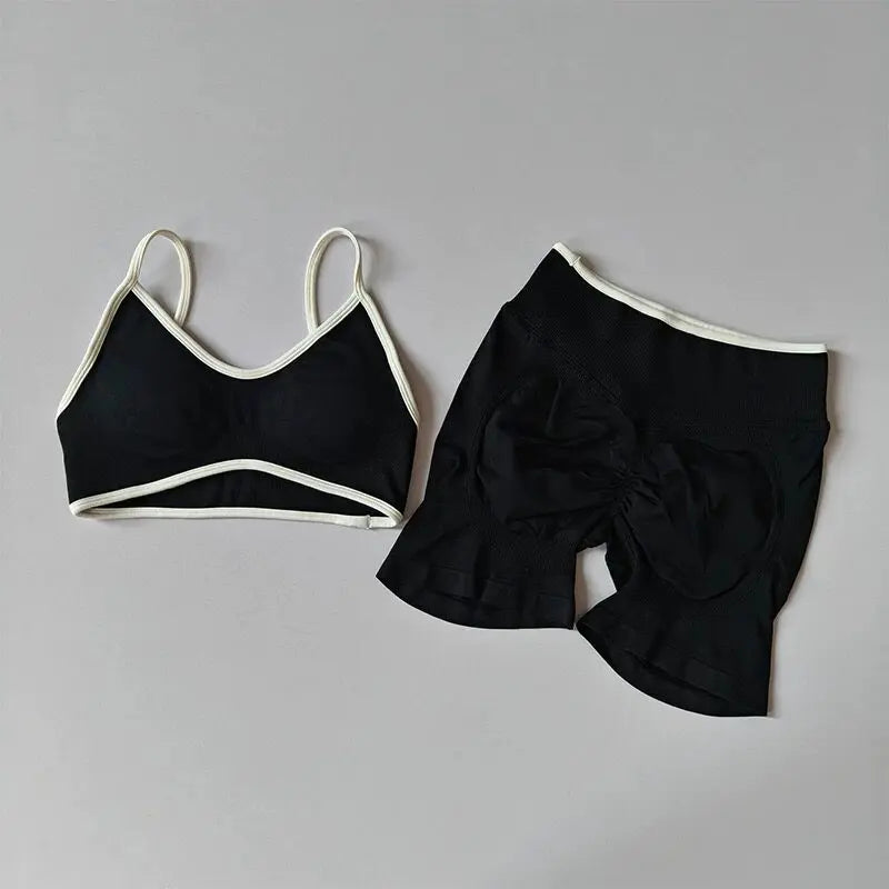 Conjunto deportivo sin costuras para mujer, sujetador deportivo acolchado, pantalones cortos de yoga que levantan la cadera para fitness