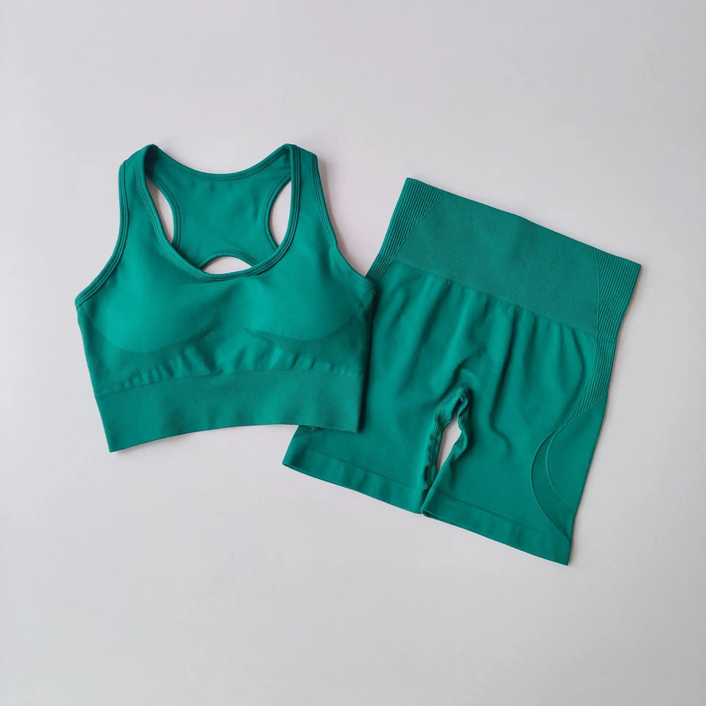 Conjunto de 2 piezas sin costuras de yoga para mujer – Pantalones cortos y top de secado rápido, ropa deportiva de espalda cruzada – Conjunto de fitness para correr, yoga y entrenamientos