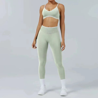 Conjunto de yoga sin costuras para mujer, sujetador acolchado, camisola, leggings de tiro alto para levantar la cadera, conjunto deportivo de 2 piezas para entrenamiento.