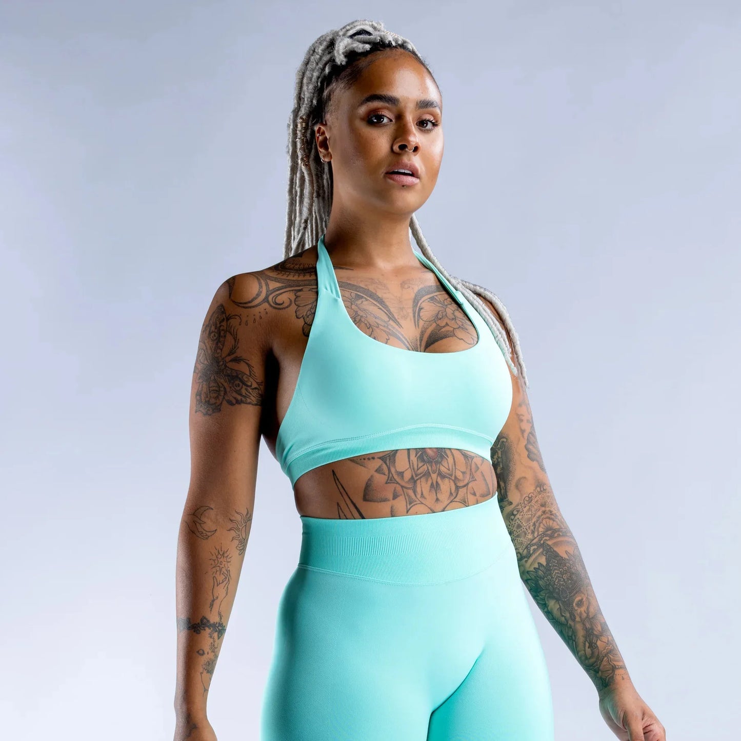 Seamless Yoga & Gym Butt-Lifting High-Waisted Sports Bra Leggings Shorts for Running Workouts Stretch Fitness Outfit