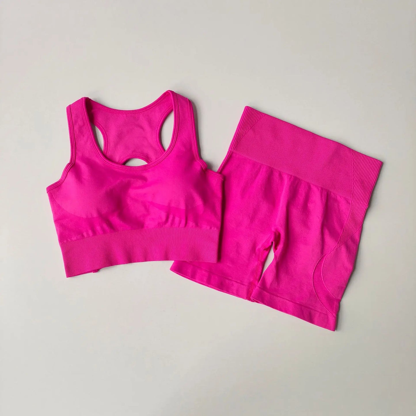 Conjunto de 2 piezas sin costuras de yoga para mujer – Pantalones cortos y top de secado rápido, ropa deportiva de espalda cruzada – Conjunto de fitness para correr, yoga y entrenamientos