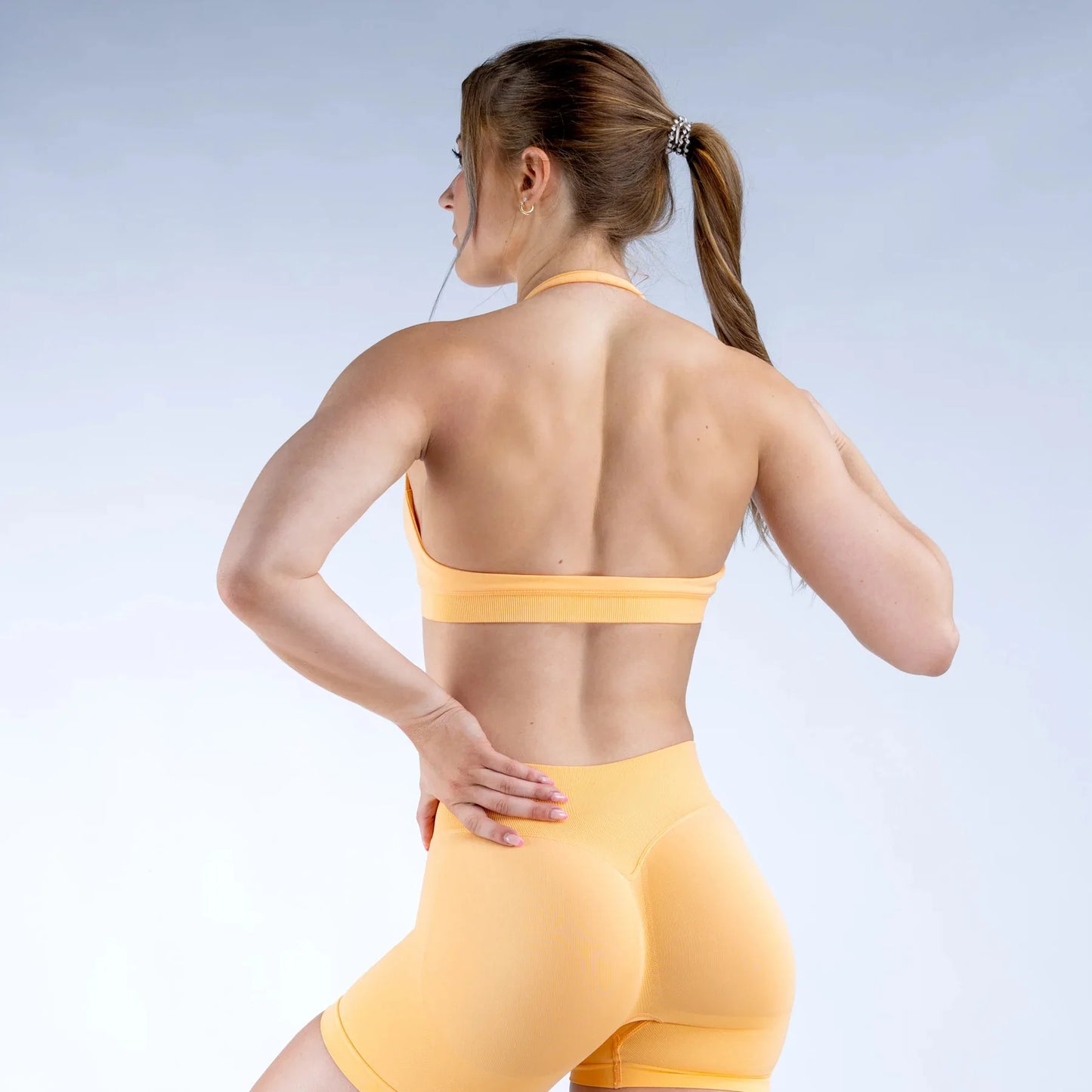 Seamless Yoga & Gym Butt-Lifting High-Waisted Sports Bra Leggings Shorts for Running Workouts Stretch Fitness Outfit